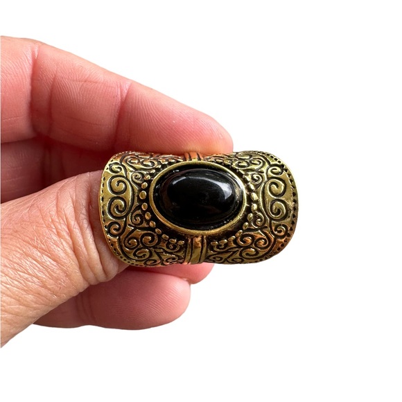 Boho Tribal Style Antique Gold Engraved Ring with Black Center Stone - Picture 3 of 6